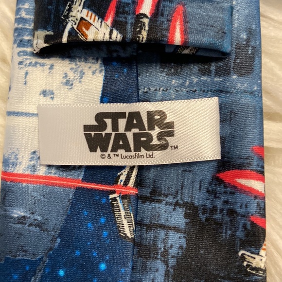 Star Wars Man Tie BNWOT  wide 3” beautiful tie - Picture 3 of 8